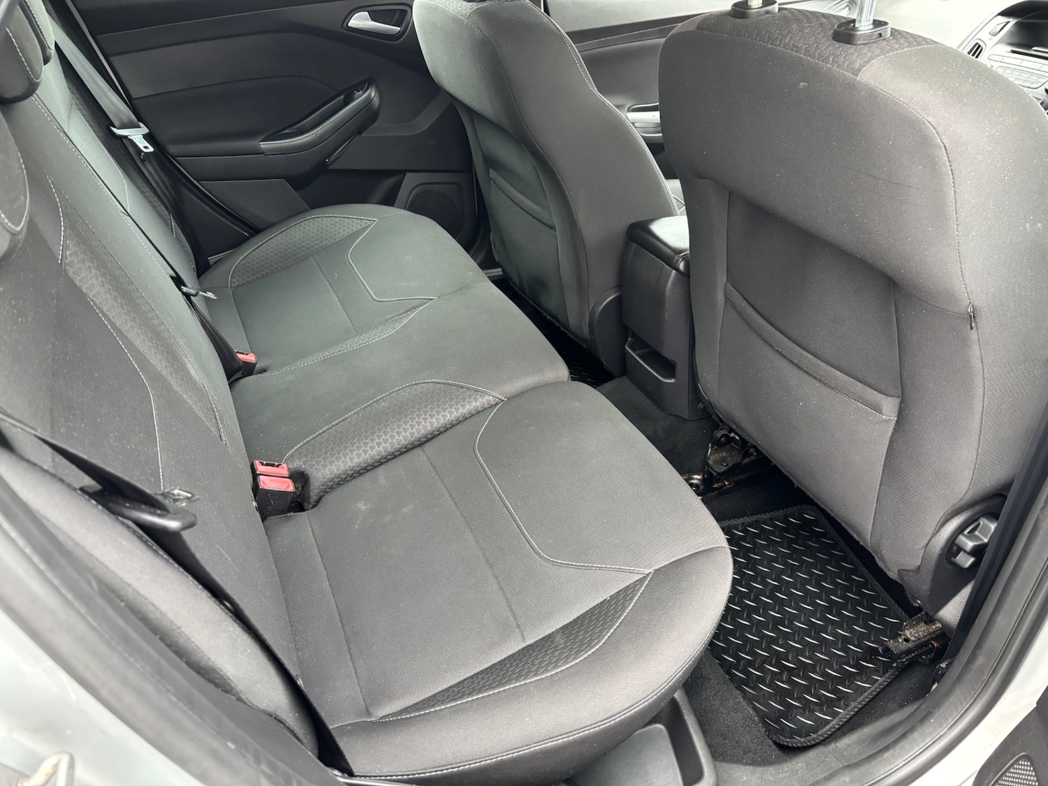 Used Ford Focus 2015 for sale - 76479518: Photo 8