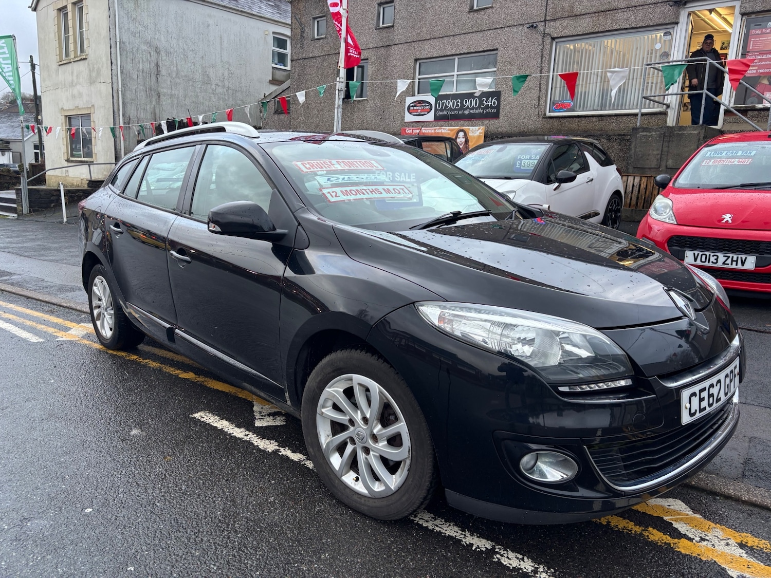 Used Renault Megane 2012 for sale - 77172882: Photo 2
