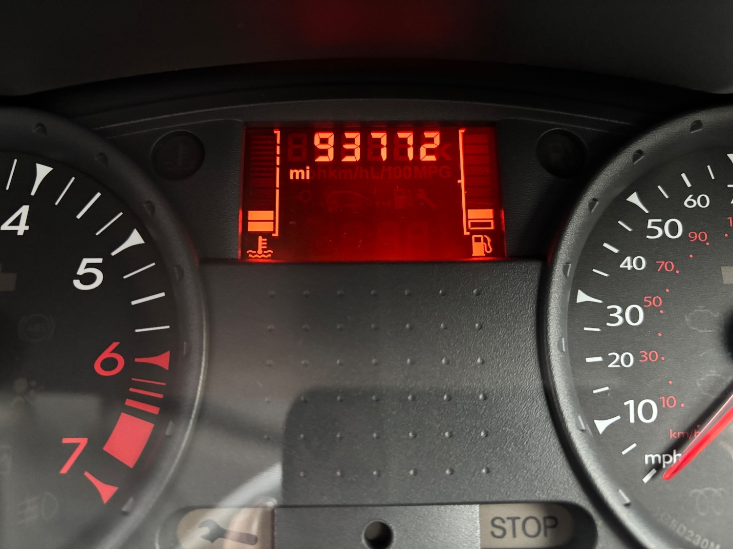 Used Renault Clio 2011 for sale - 77277709: Photo 2