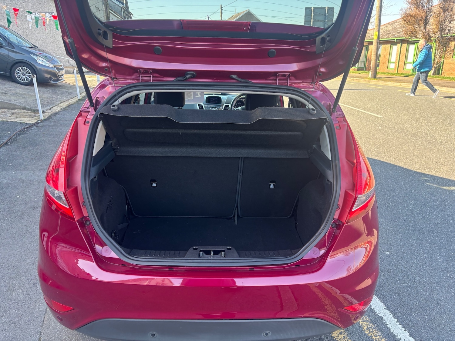 Used Ford Fiesta 2012 for sale - 77750390: Photo 8