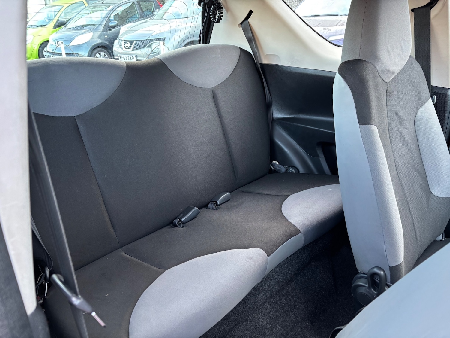 Used Peugeot 107 2013 for sale - 76974686: Photo 11