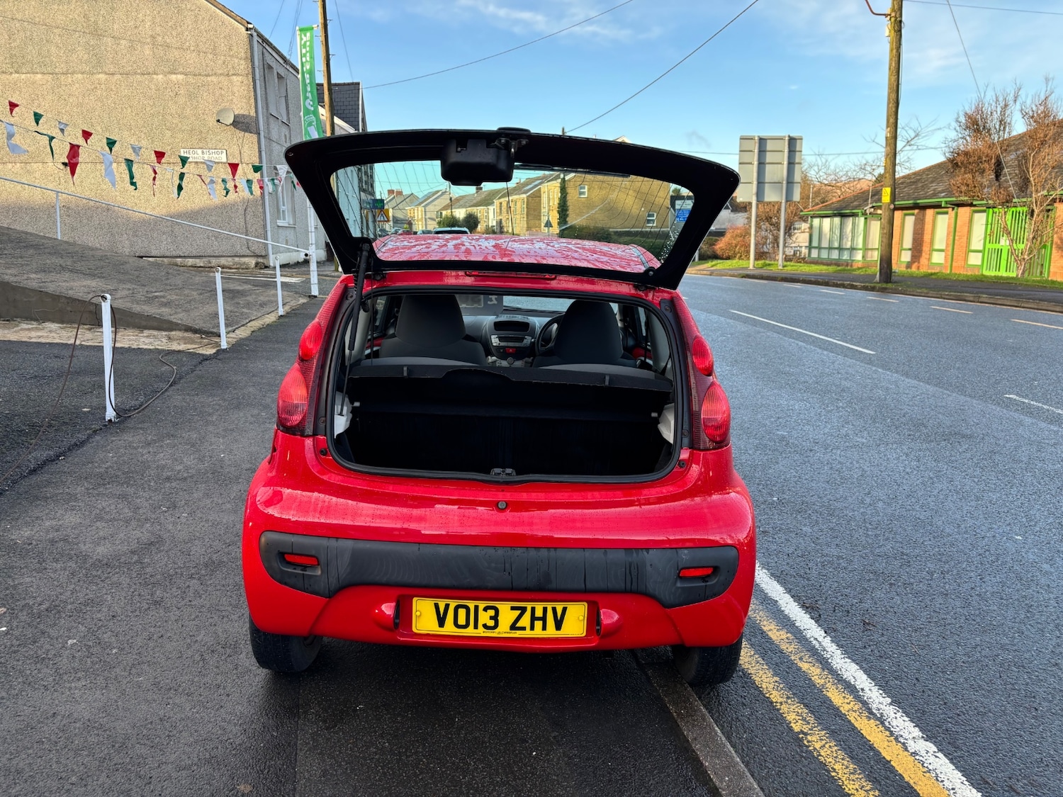 Used Peugeot 107 2013 for sale - 76974686: Photo 8