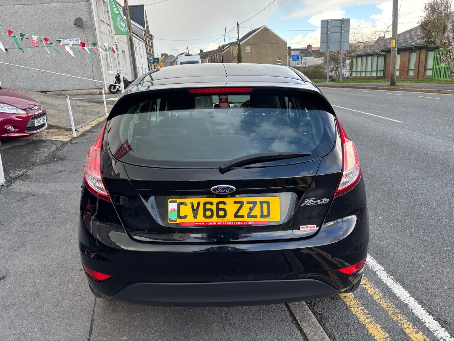 Used Ford Fiesta 2016 for sale - 77947290: Photo 4