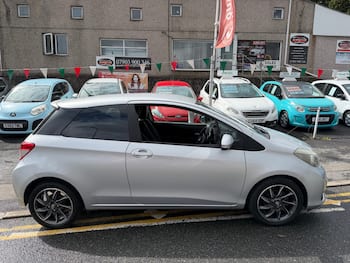 Used Toyota Yaris 2012 for sale - 79668658: Photo