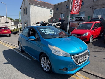 Used Peugeot 208 2012 for sale - 79017931: Photo