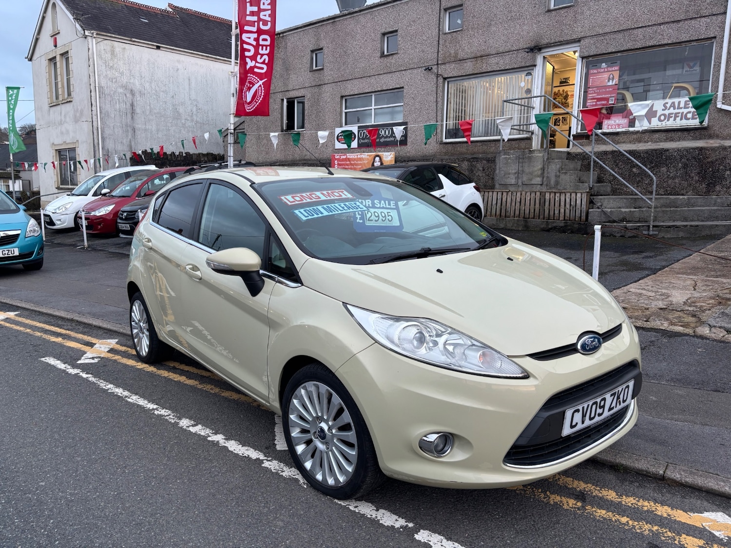 Used Ford Fiesta 2009 for sale - 77736712: Photo 2