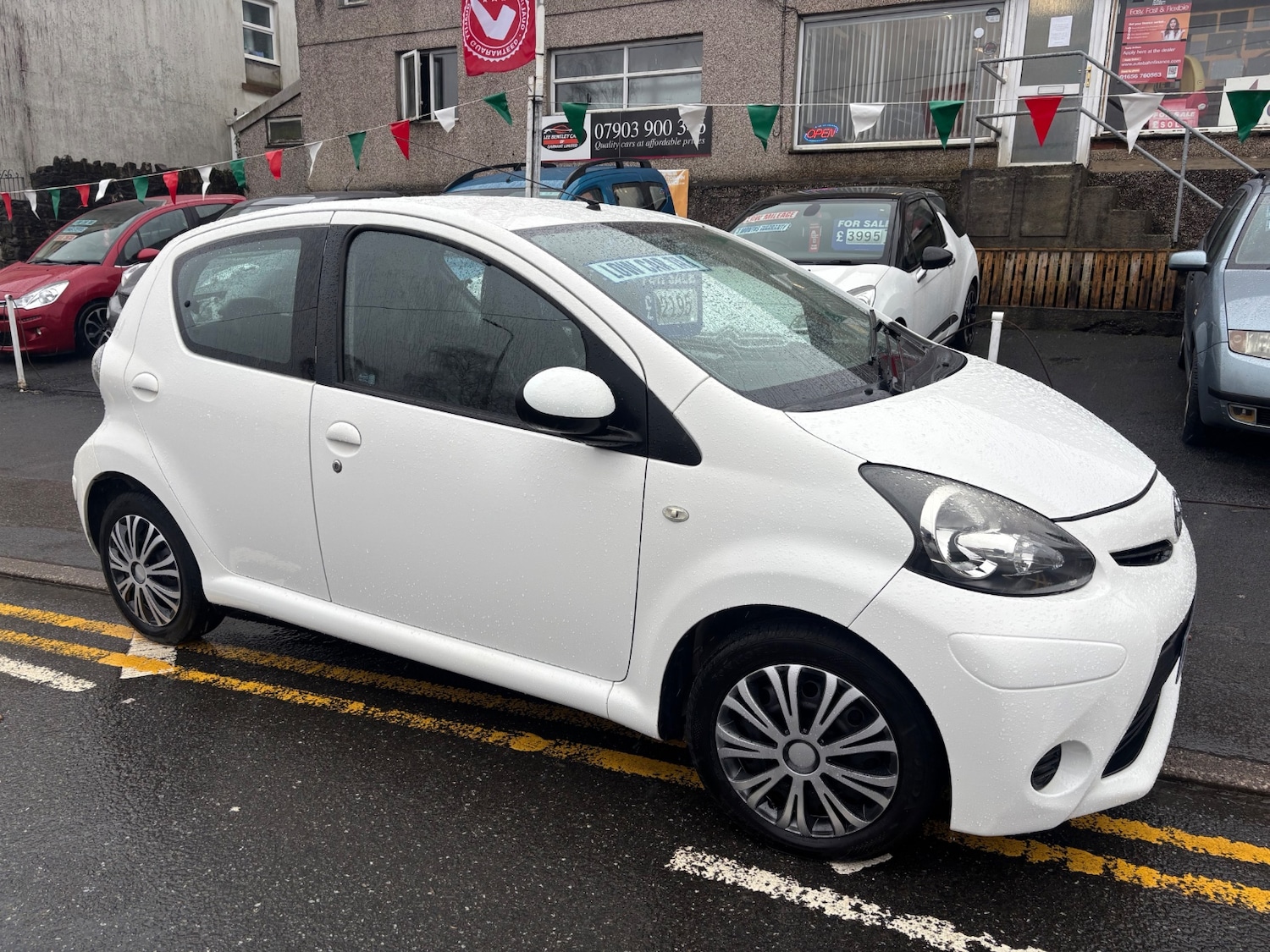 Used Toyota AYGO 2012 for sale - 77632278: Photo 3