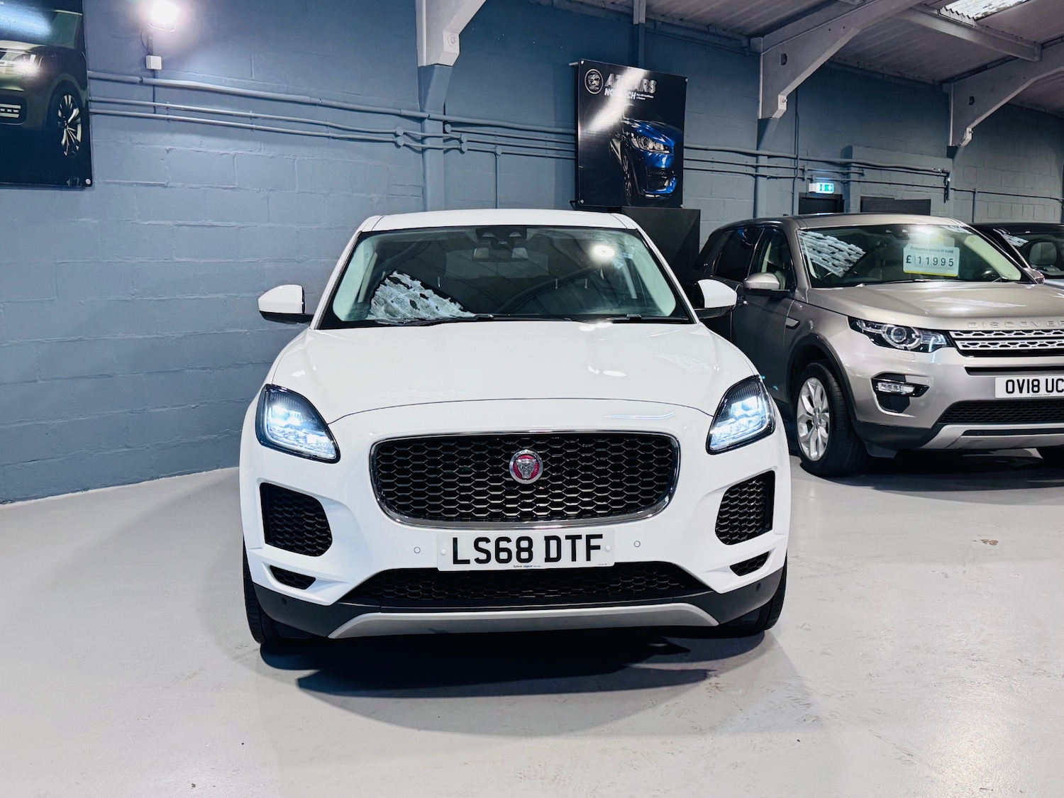 Used Jaguar E-Pace 2018 for sale - 77039113: Photo 17