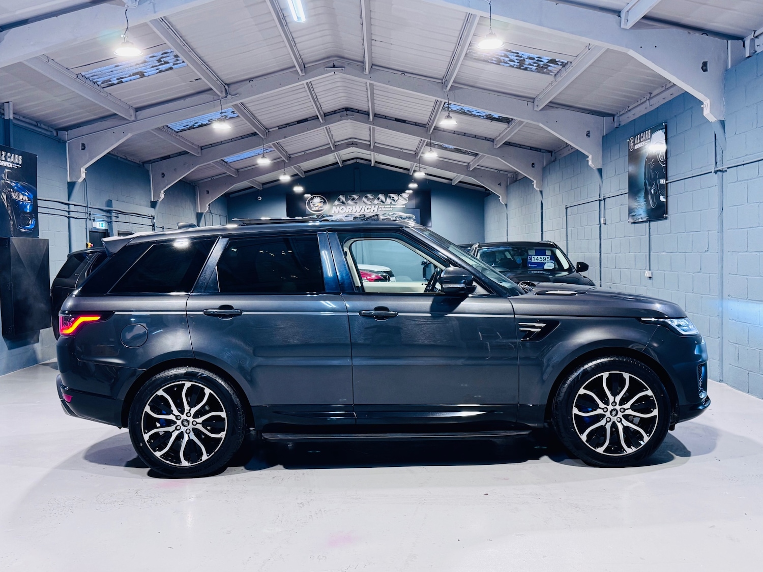 Used Land Rover Range Rover Sport 2018 for sale - 76987172: Photo 12