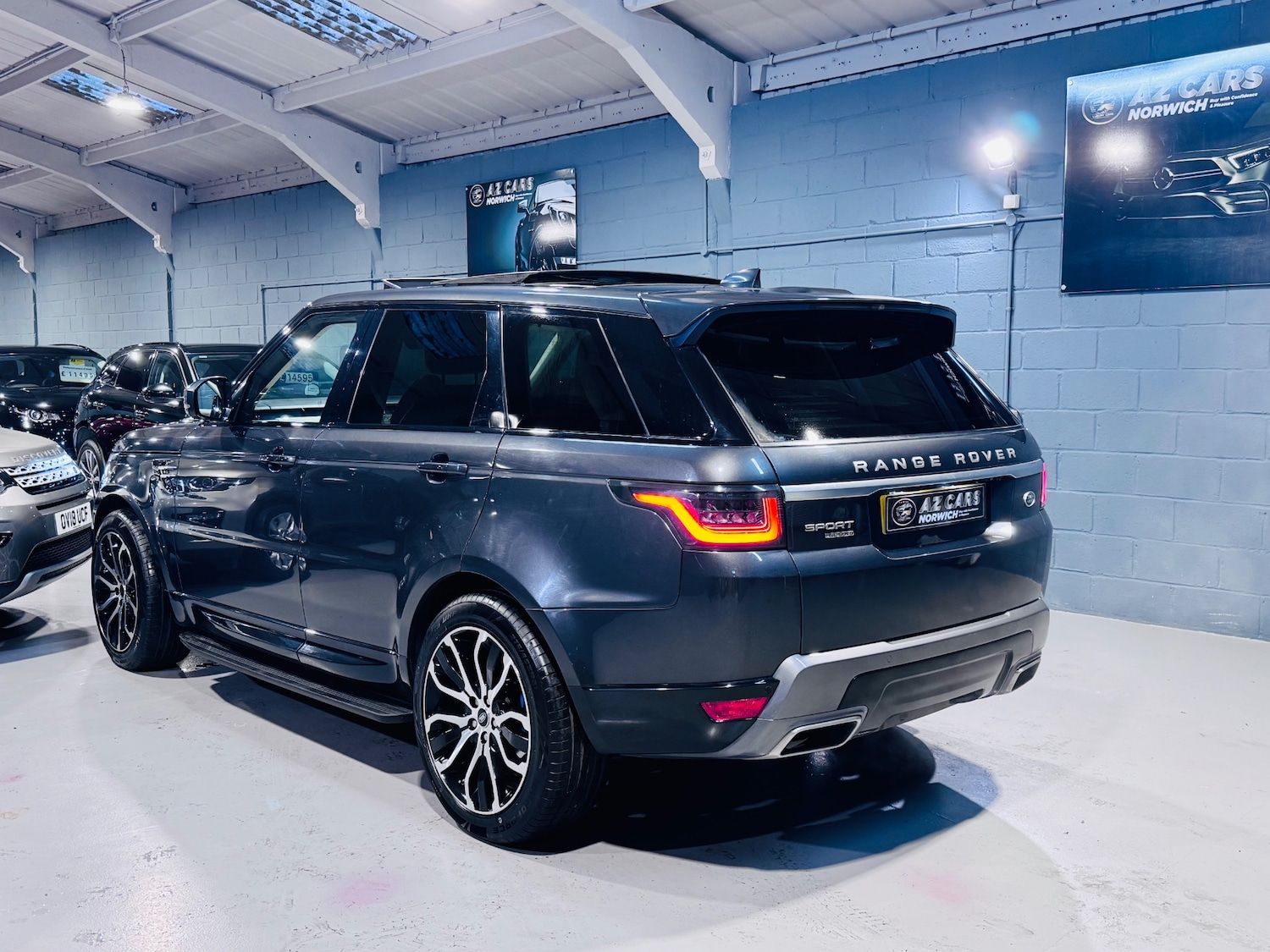 Used Land Rover Range Rover Sport 2018 for sale - 76987172: Photo 14