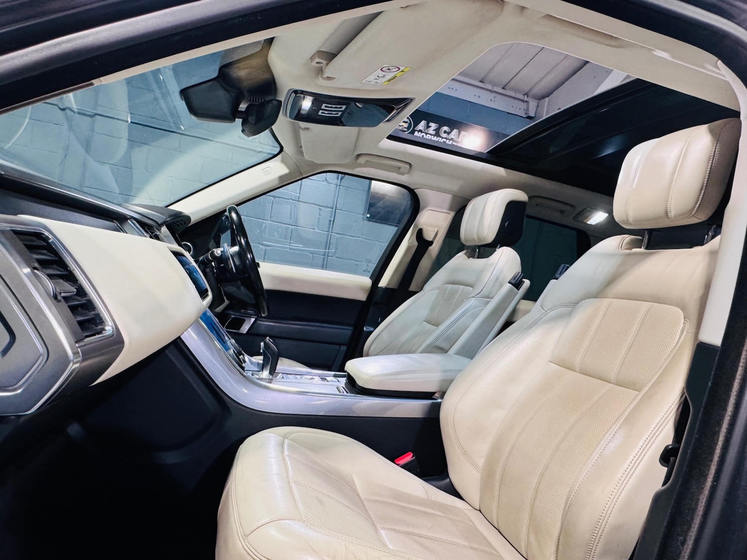 Used Land Rover Range Rover Sport 2018 for sale - 76987172: Photo 16