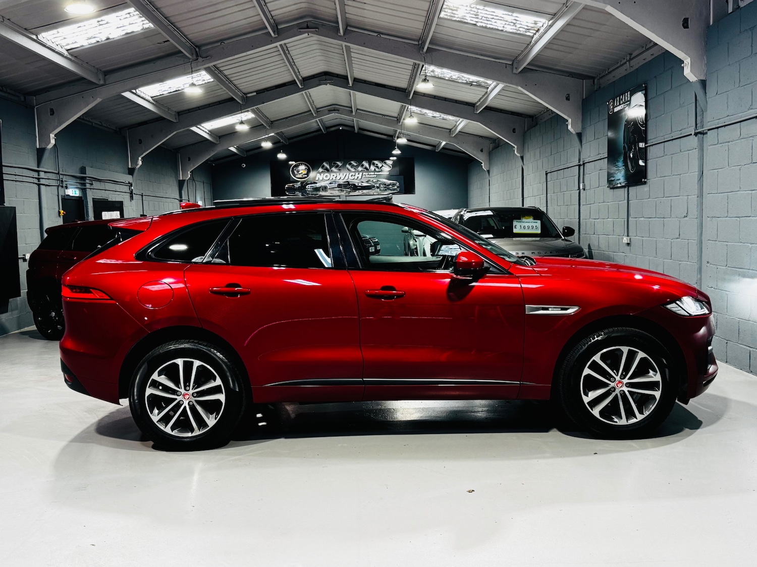 Used Jaguar F-Pace 2017 for sale - 78140993: Photo 12