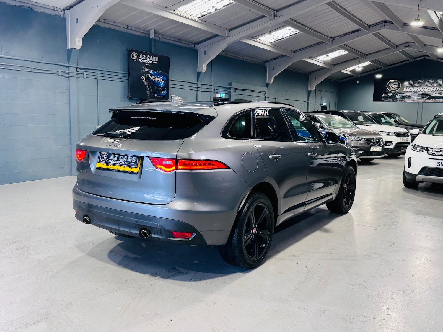 Used Jaguar F-Pace 2018 for sale - 77432958: Photo 16