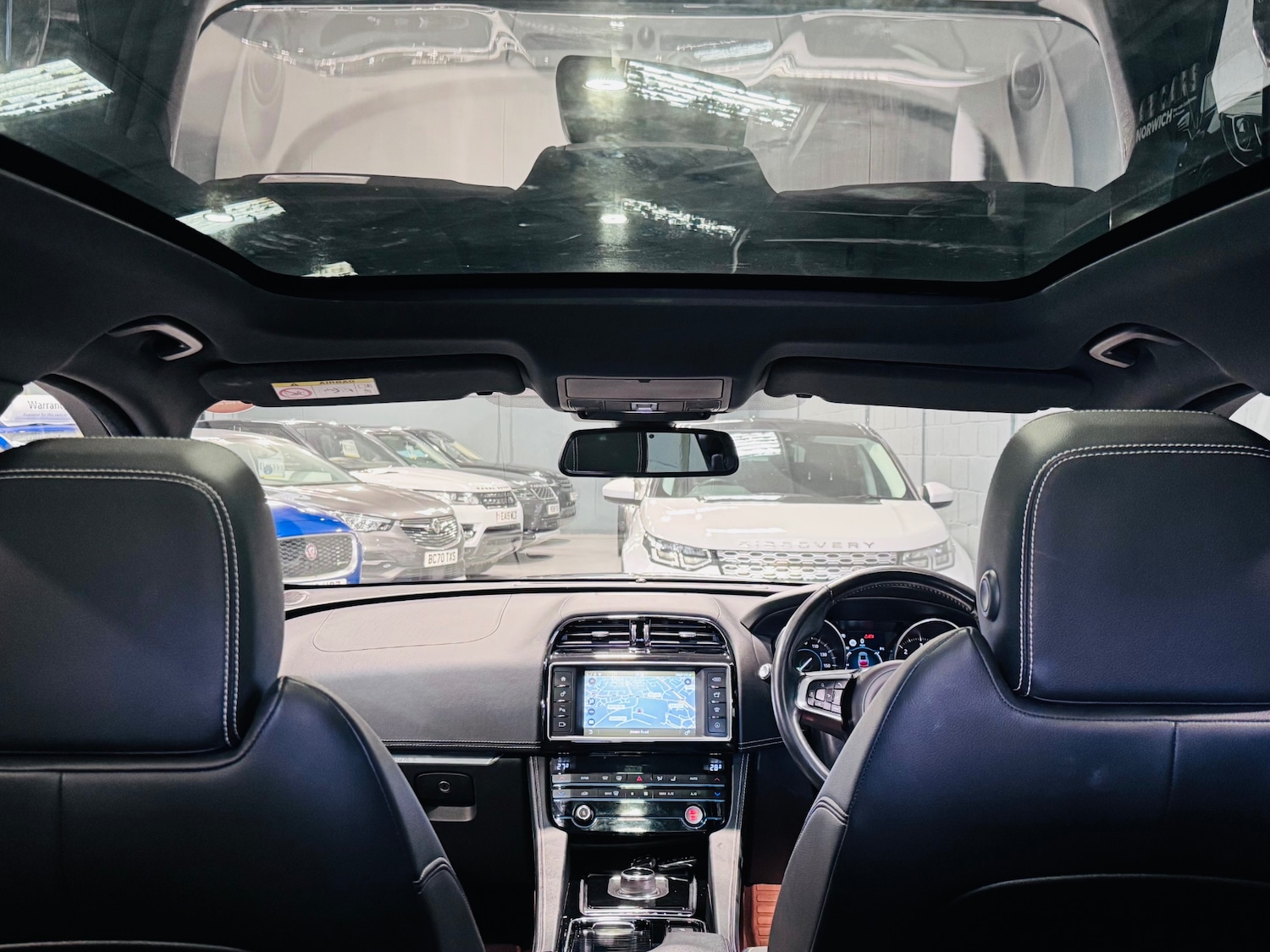 Used Jaguar F-Pace 2018 for sale - 77432958: Photo 20