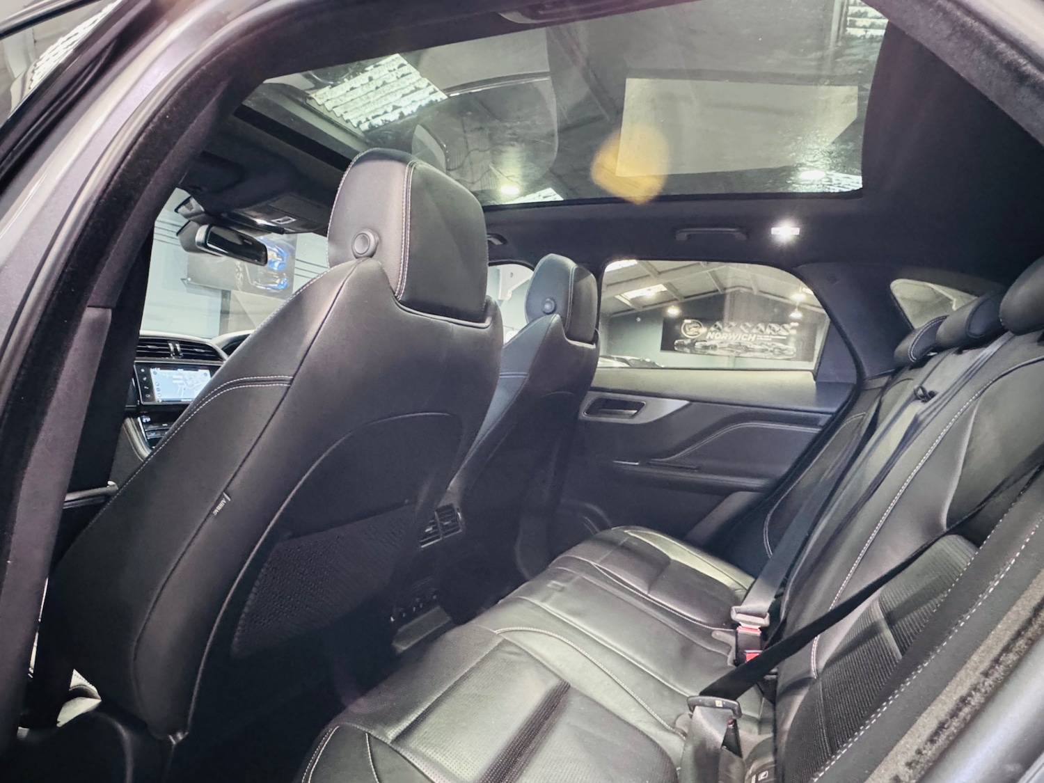 Used Jaguar F-Pace 2018 for sale - 77432958: Photo 21