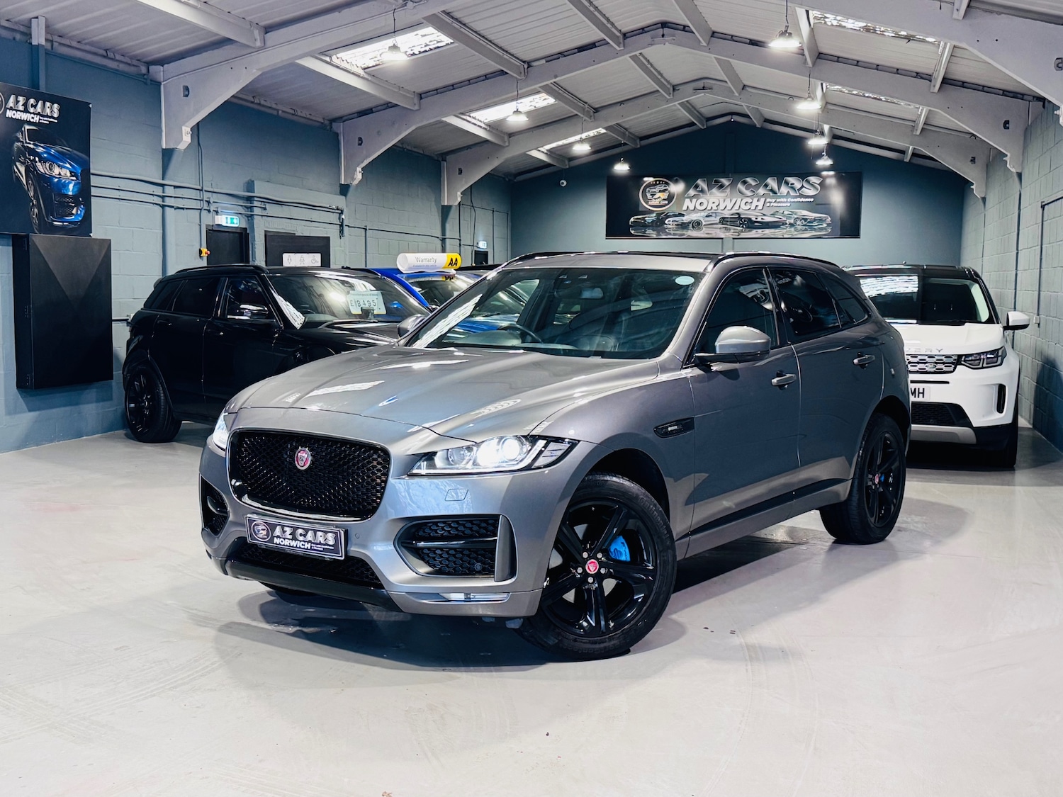 Used Jaguar F-Pace 2018 for sale - 77432958: Photo 4