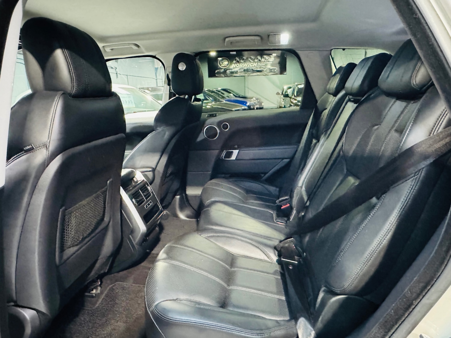 Used Land Rover Range Rover Sport 2015 for sale - 76237374: Photo 11