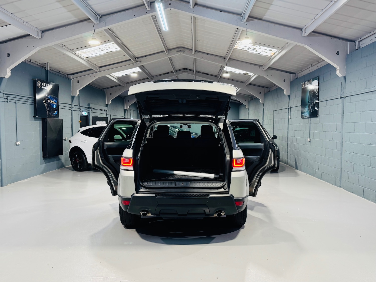 Used Land Rover Range Rover Sport 2015 for sale - 76237374: Photo 13