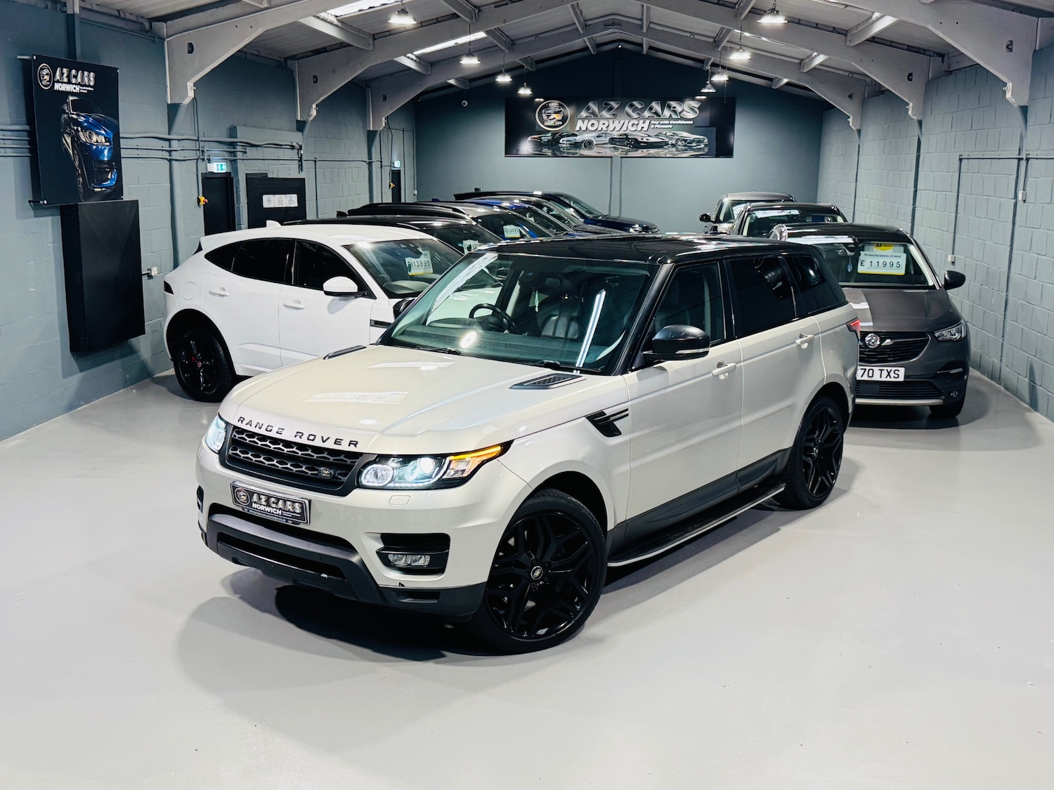Used Land Rover Range Rover Sport 2015 for sale - 76237374: Photo 2