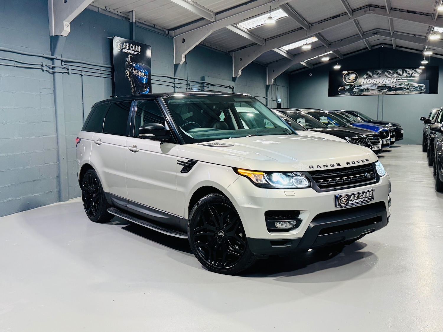 Used Land Rover Range Rover Sport 2015 for sale - 76237374: Photo 3