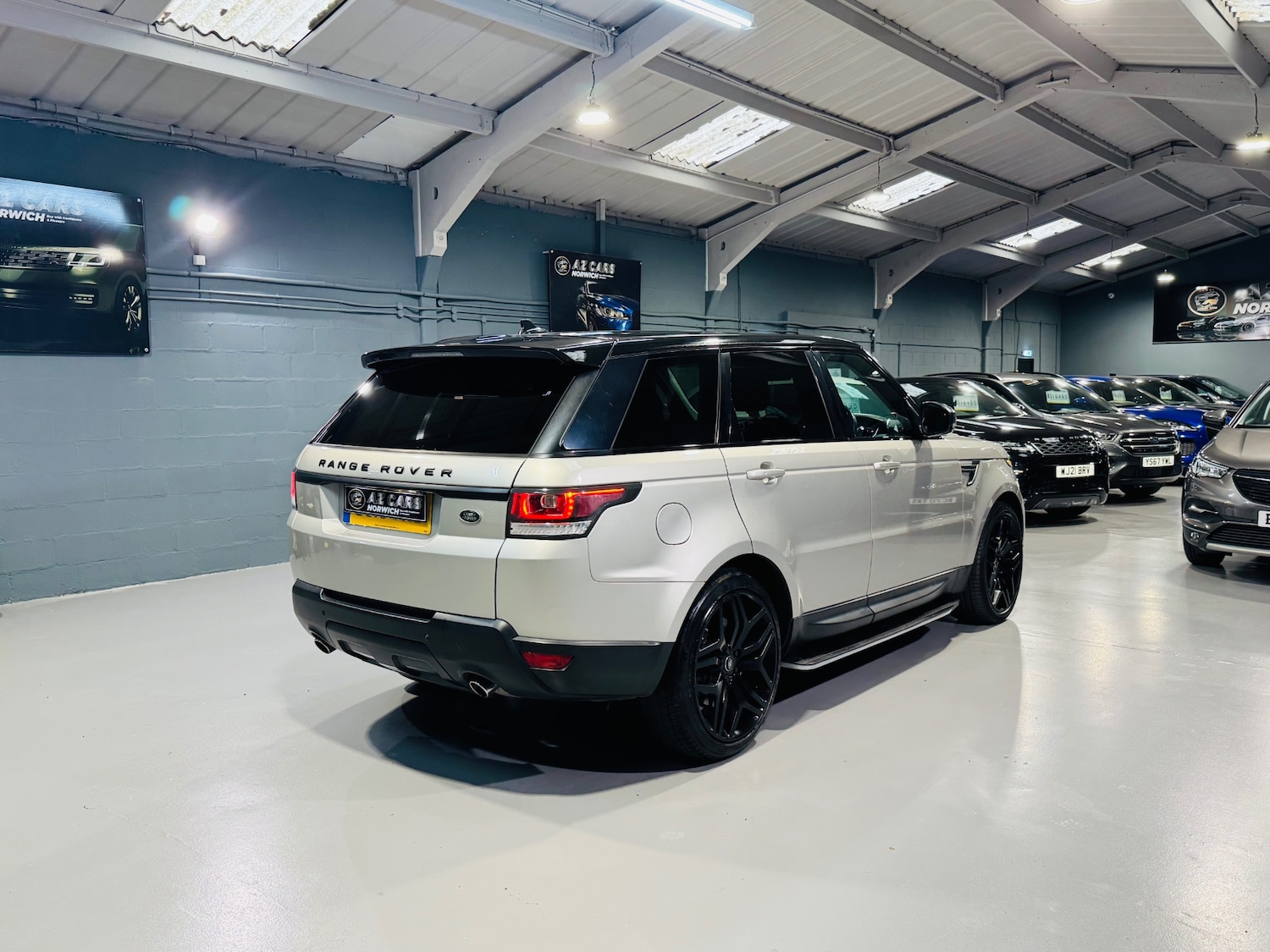 Used Land Rover Range Rover Sport 2015 for sale - 76237374: Photo 6