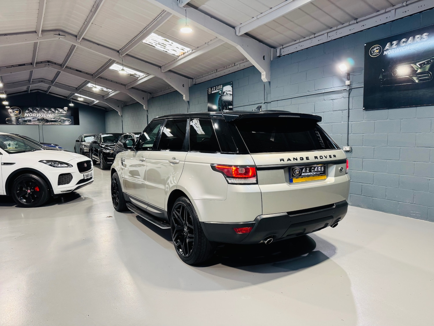 Used Land Rover Range Rover Sport 2015 for sale - 76237374: Photo 8
