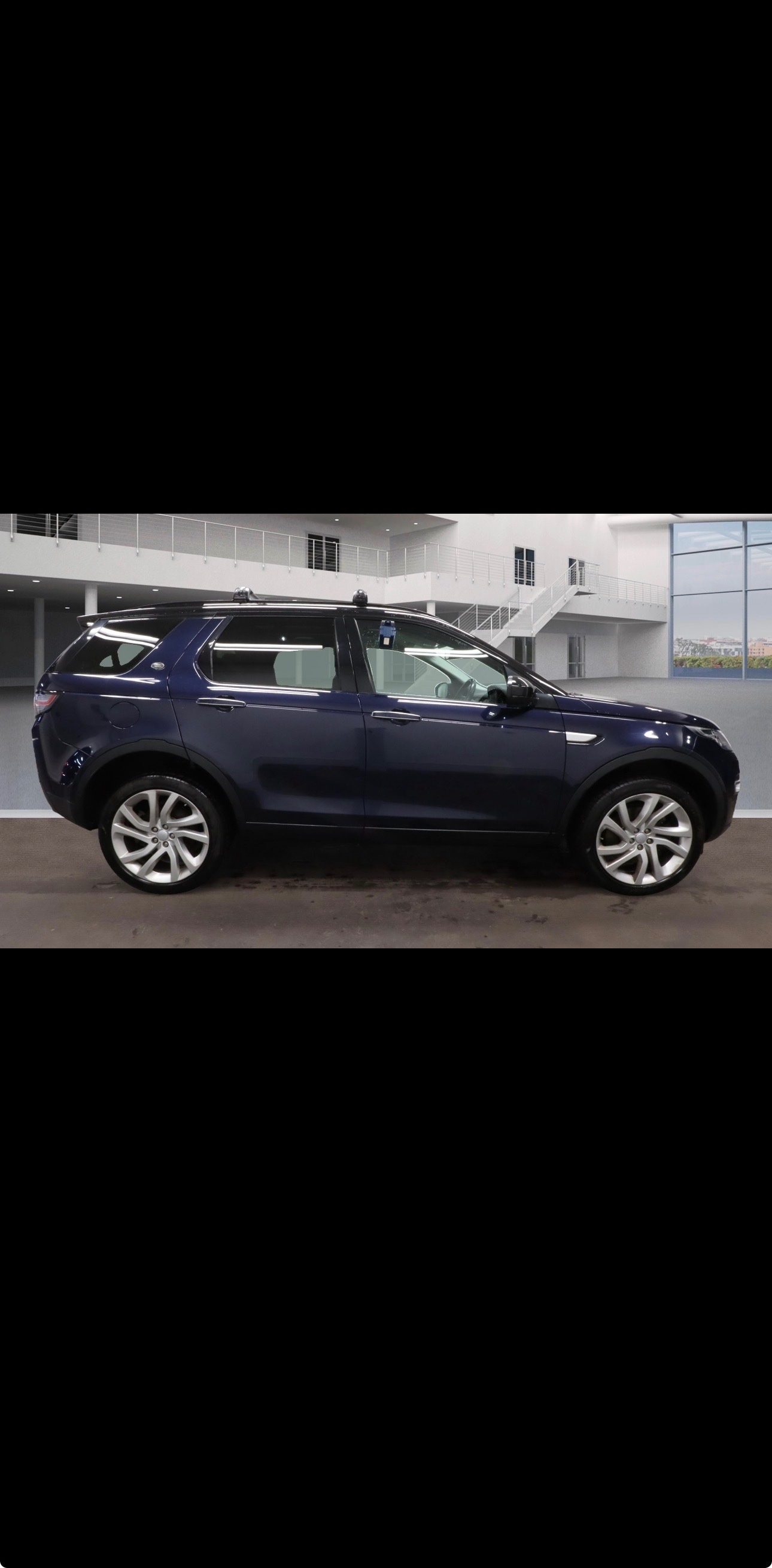 Used Land Rover Discovery Sport 2018 for sale - 77028256: Photo 2