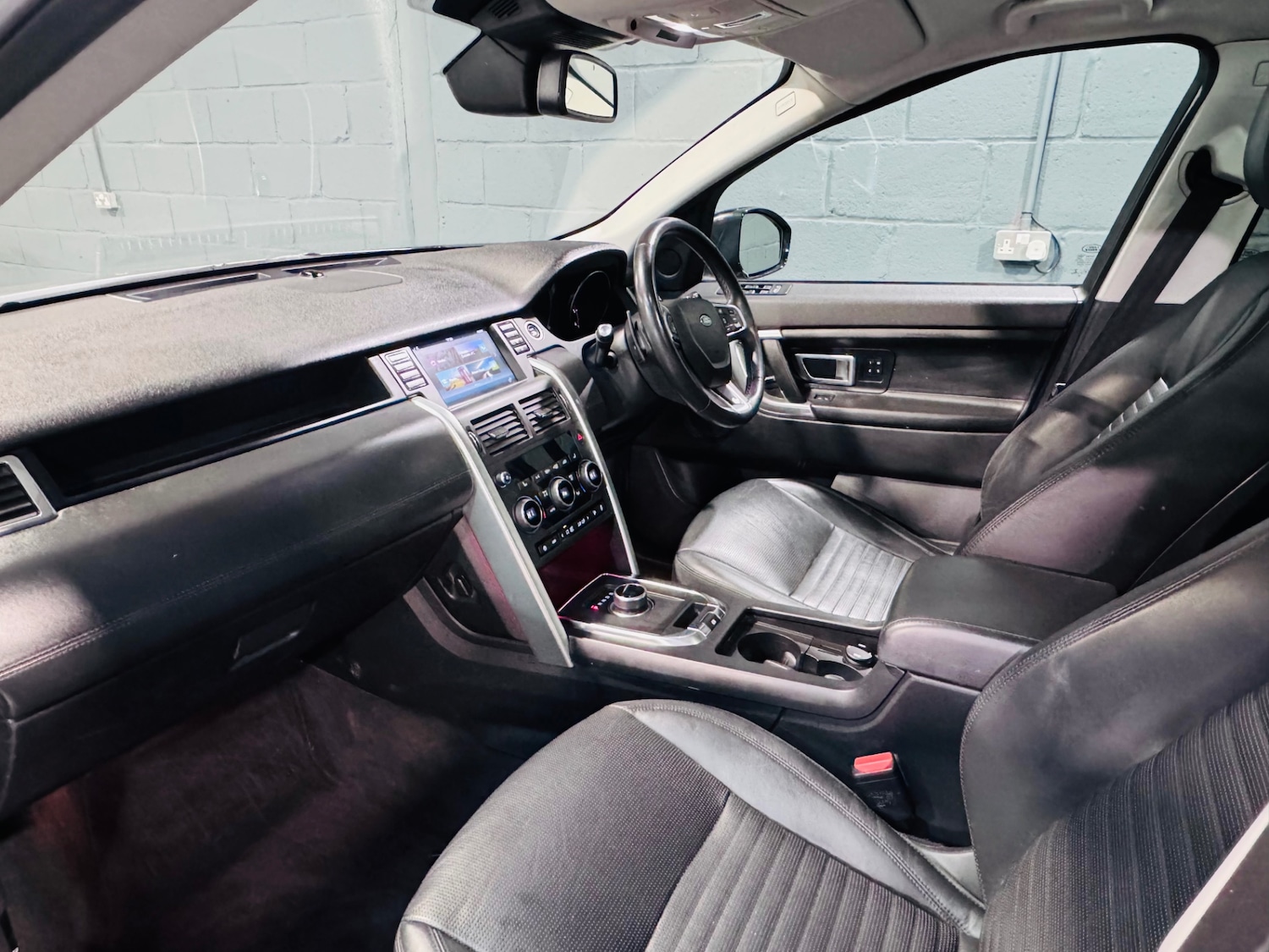 Used Land Rover Discovery Sport 2018 for sale - 77028256: Photo 23