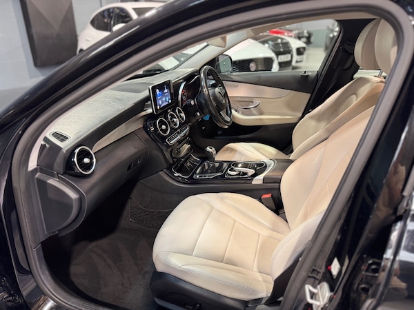 Used Mercedes-Benz C-Class 2014 for sale - 75633147: Photo 9
