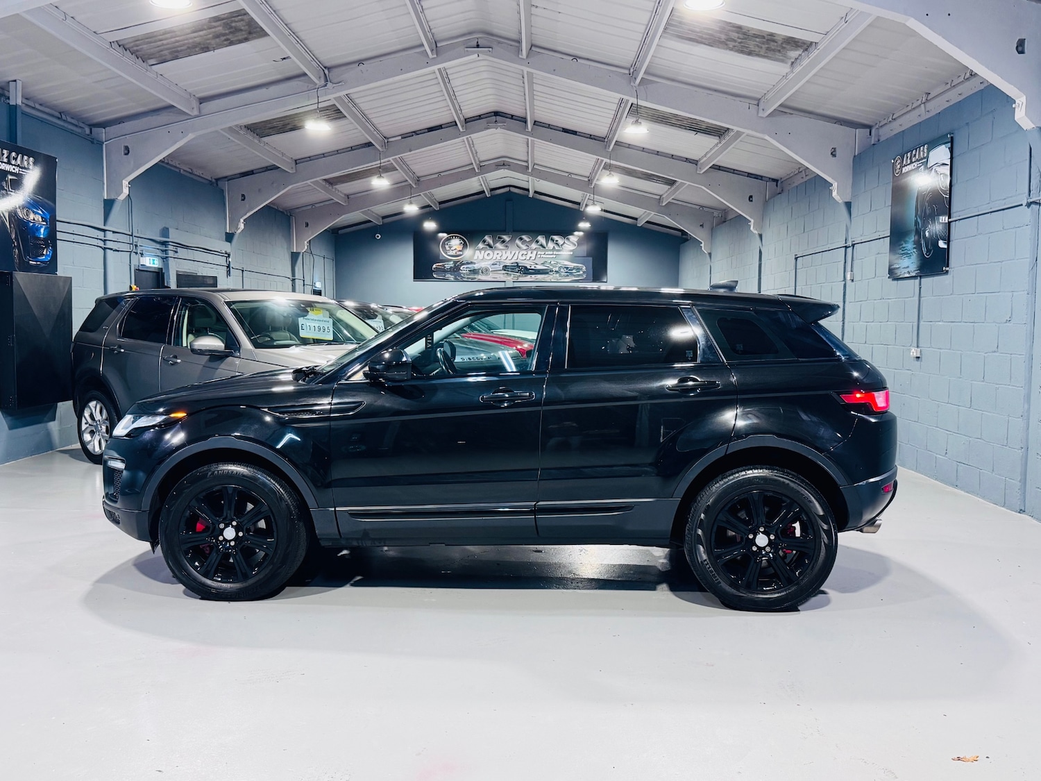 Used Land Rover Range Rover Evoque 2017 for sale - 77014891: Photo 5