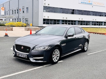 Used Jaguar XF 2018 for sale - 78835387: Photo