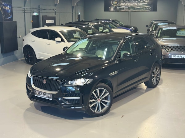 Used Jaguar F-Pace 2019 for sale - 75239957: Photo 2