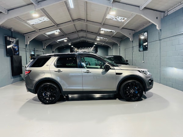 Used Land Rover Discovery Sport 2017 for sale - 76305814: Photo 10