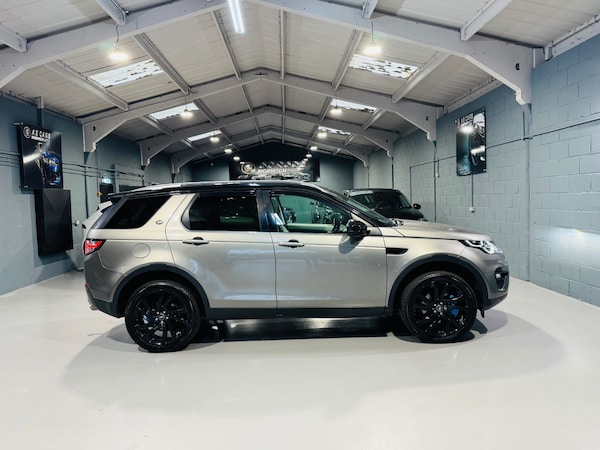Used Land Rover Discovery Sport 2017 for sale - 76305814: Photo 11
