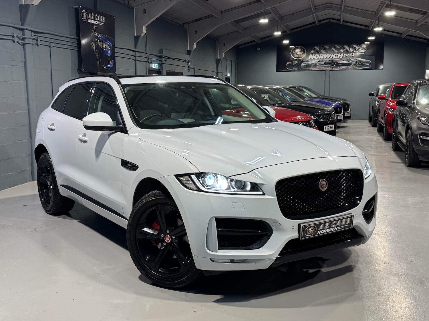 Used Jaguar F-Pace 2016 for sale - 76548070: Photo 1