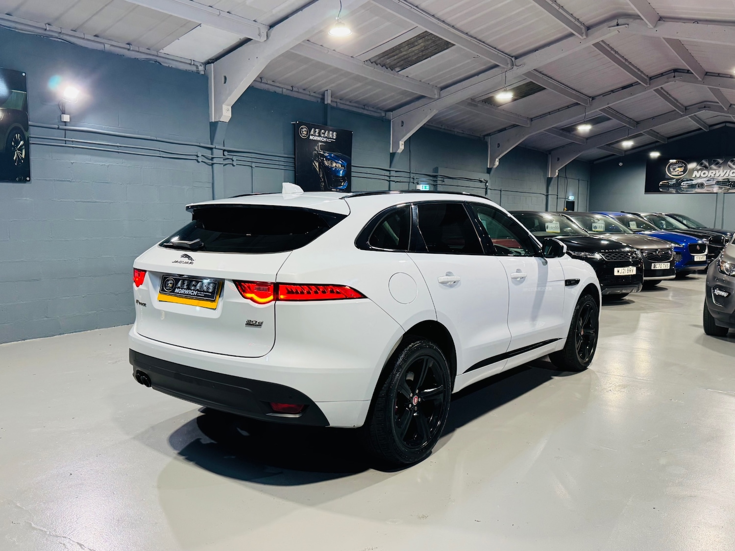 Used Jaguar F-Pace 2016 for sale - 76548070: Photo 10