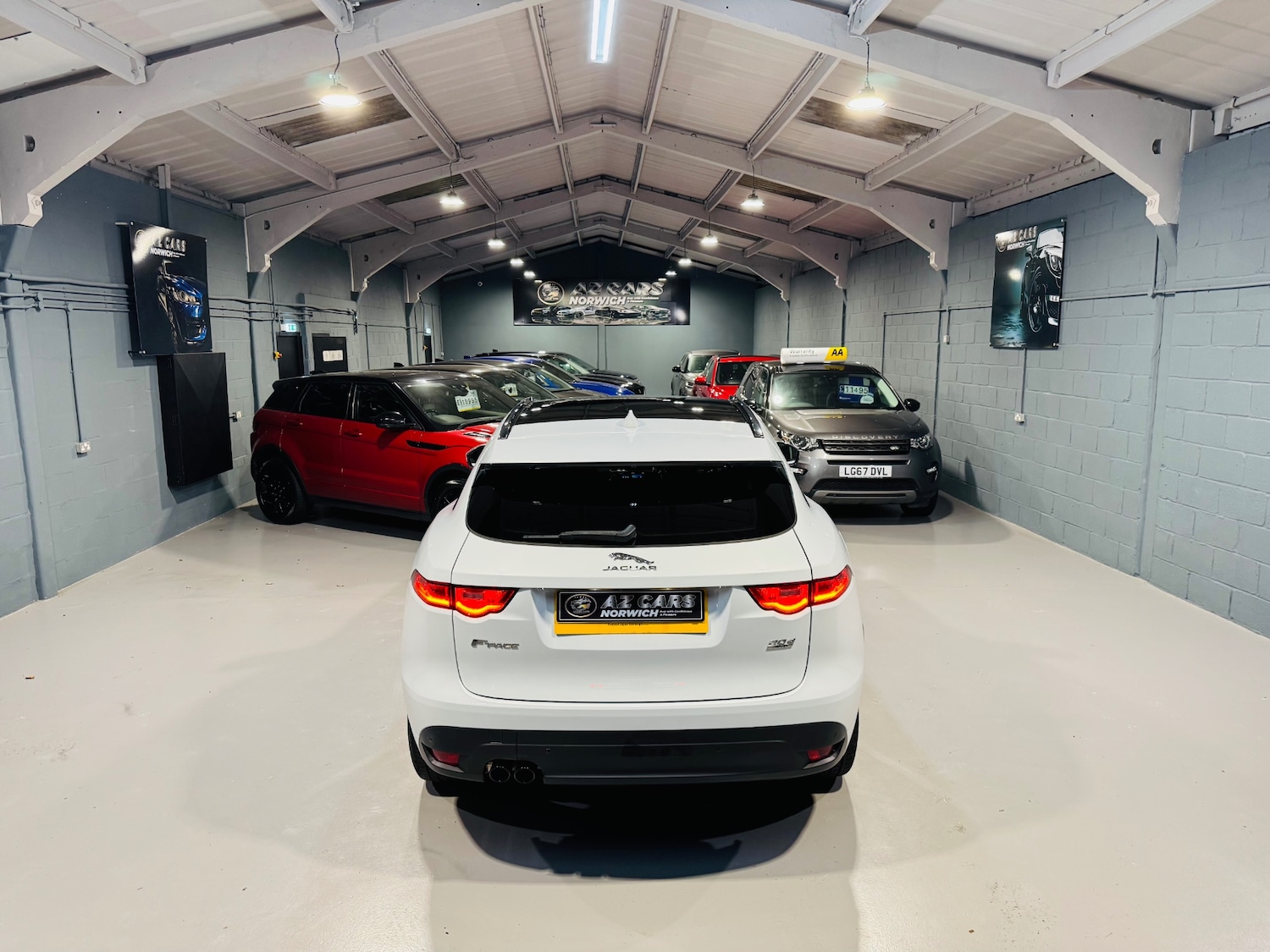 Used Jaguar F-Pace 2016 for sale - 76548070: Photo 11