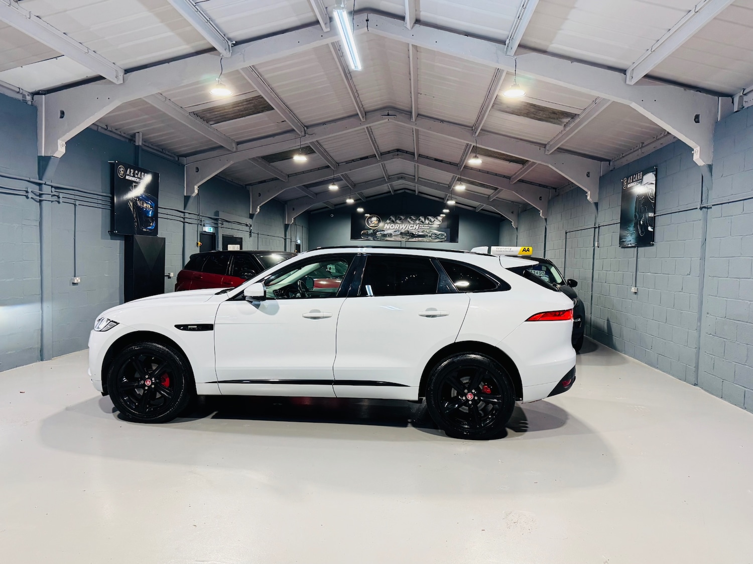 Used Jaguar F-Pace 2016 for sale - 76548070: Photo 12