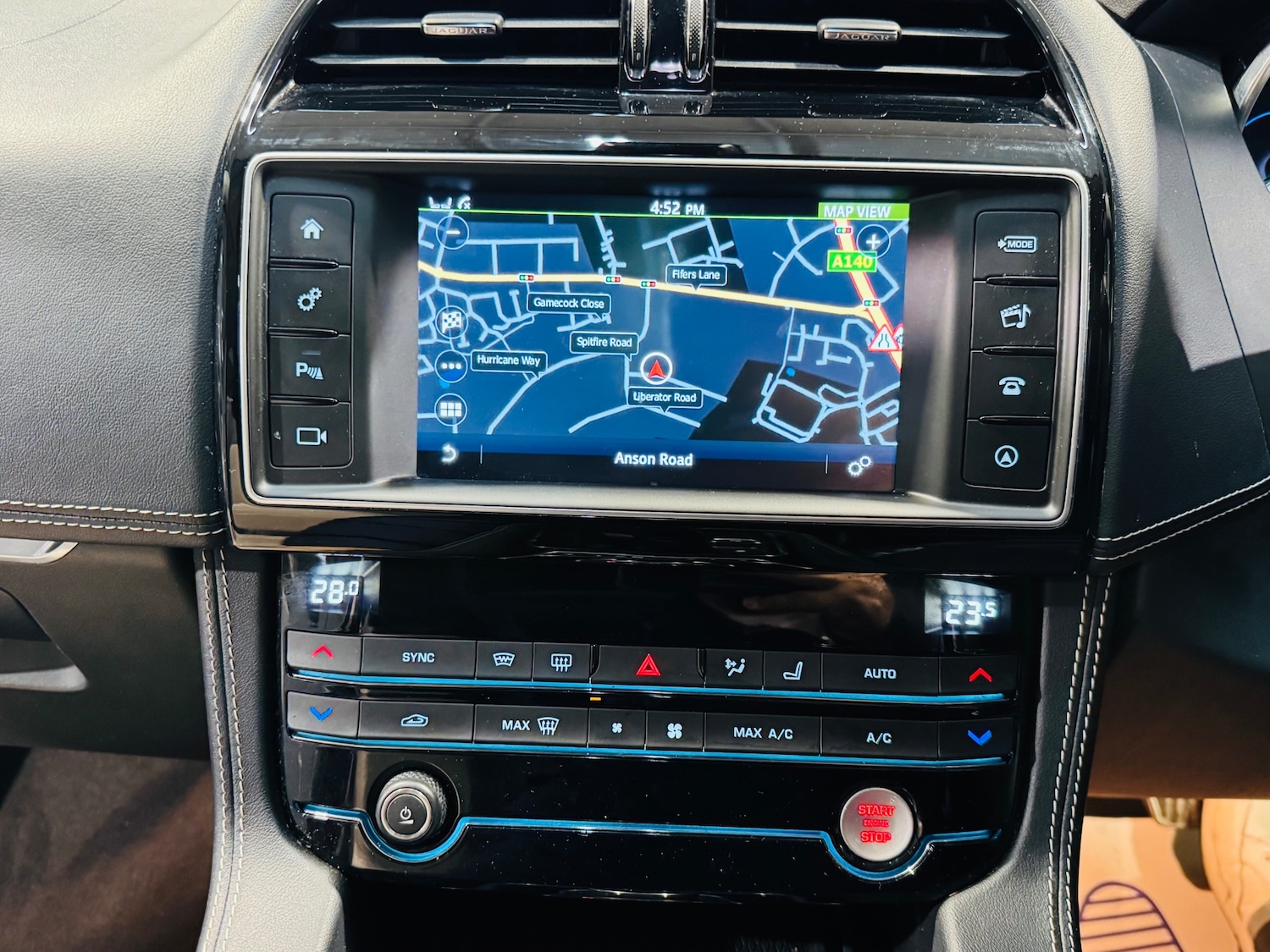 Used Jaguar F-Pace 2016 for sale - 76548070: Photo 18