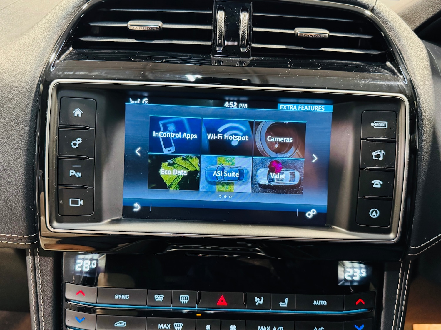 Used Jaguar F-Pace 2016 for sale - 76548070: Photo 19