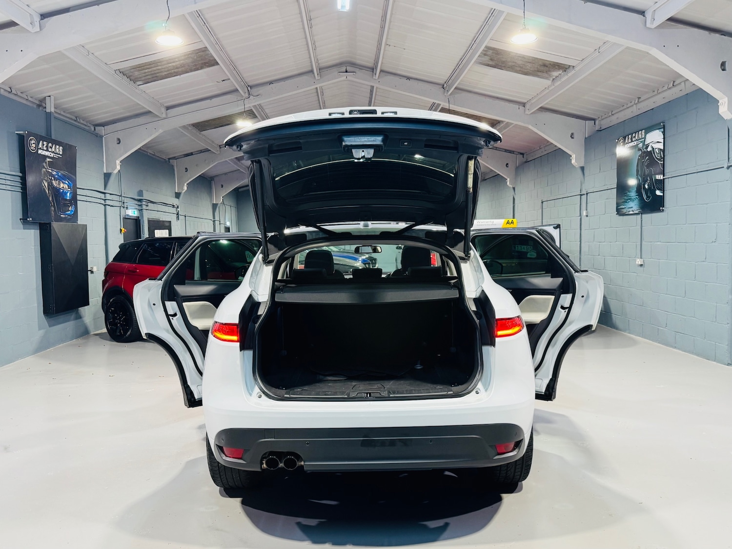 Used Jaguar F-Pace 2016 for sale - 76548070: Photo 9