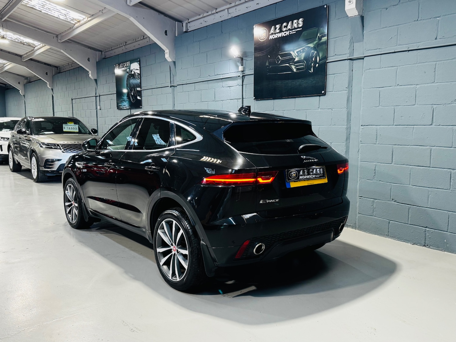 Used Jaguar E-Pace 2019 for sale - 77976032: Photo 14