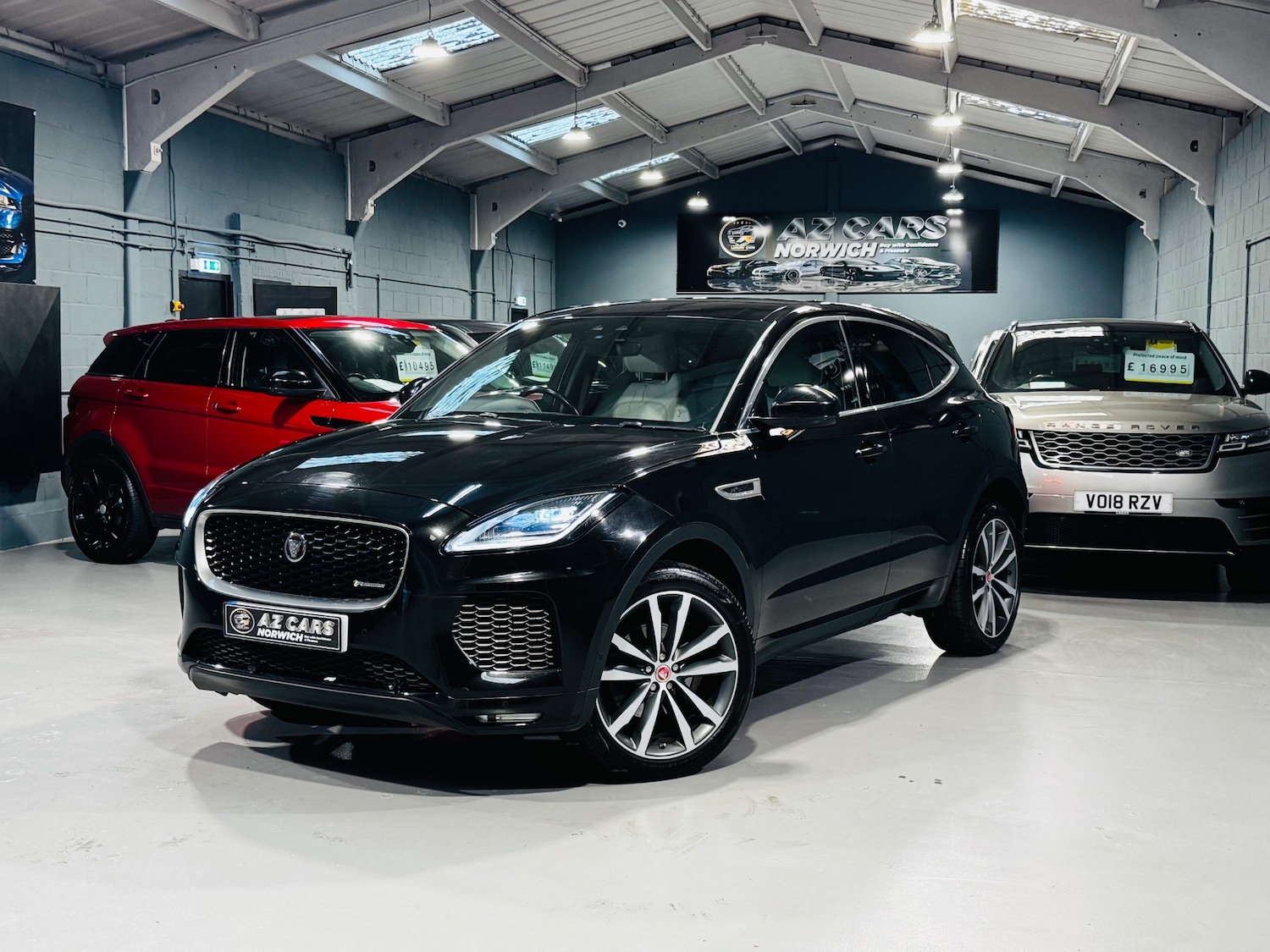 Used Jaguar E-Pace 2019 for sale - 77976032: Photo 2
