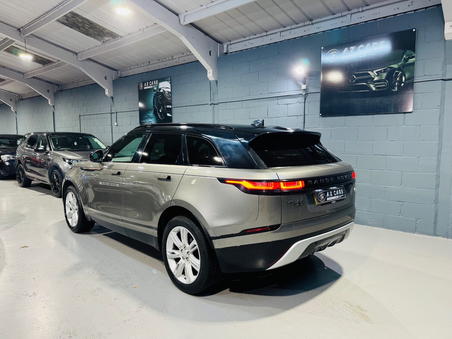 Used Land Rover Range Rover Velar 2018 for sale - 76785422: Photo 14