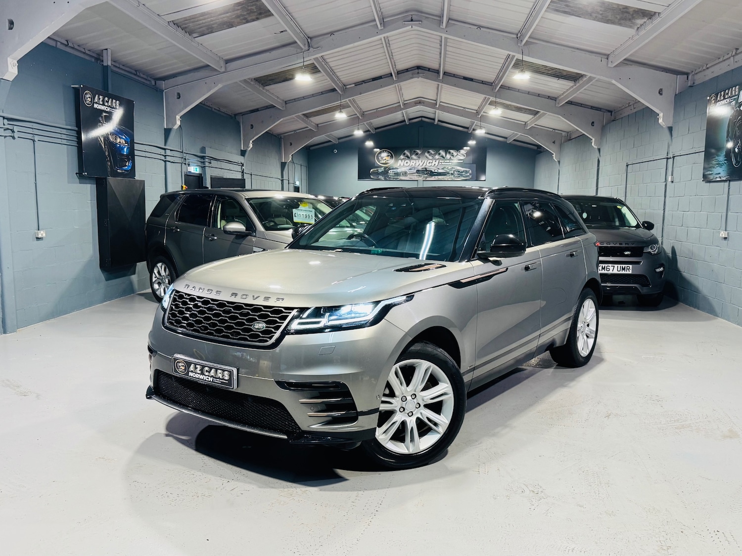 Used Land Rover Range Rover Velar 2018 for sale - 76785422: Photo 2