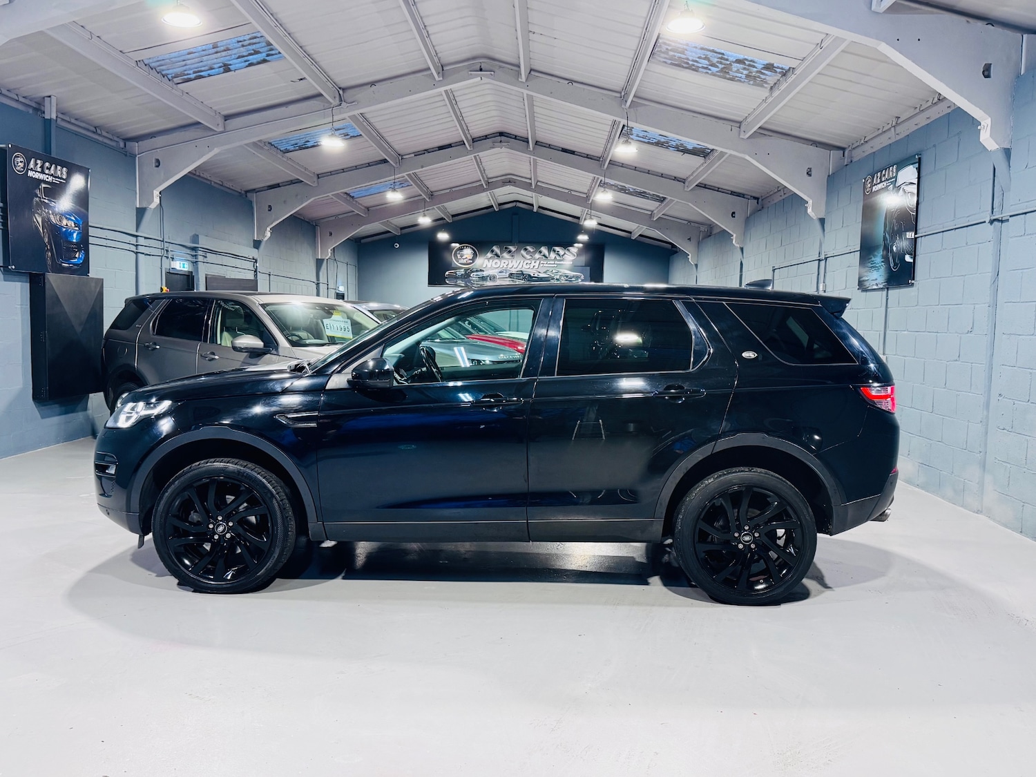 Used Land Rover Discovery Sport 2017 for sale - 77201745: Photo 10
