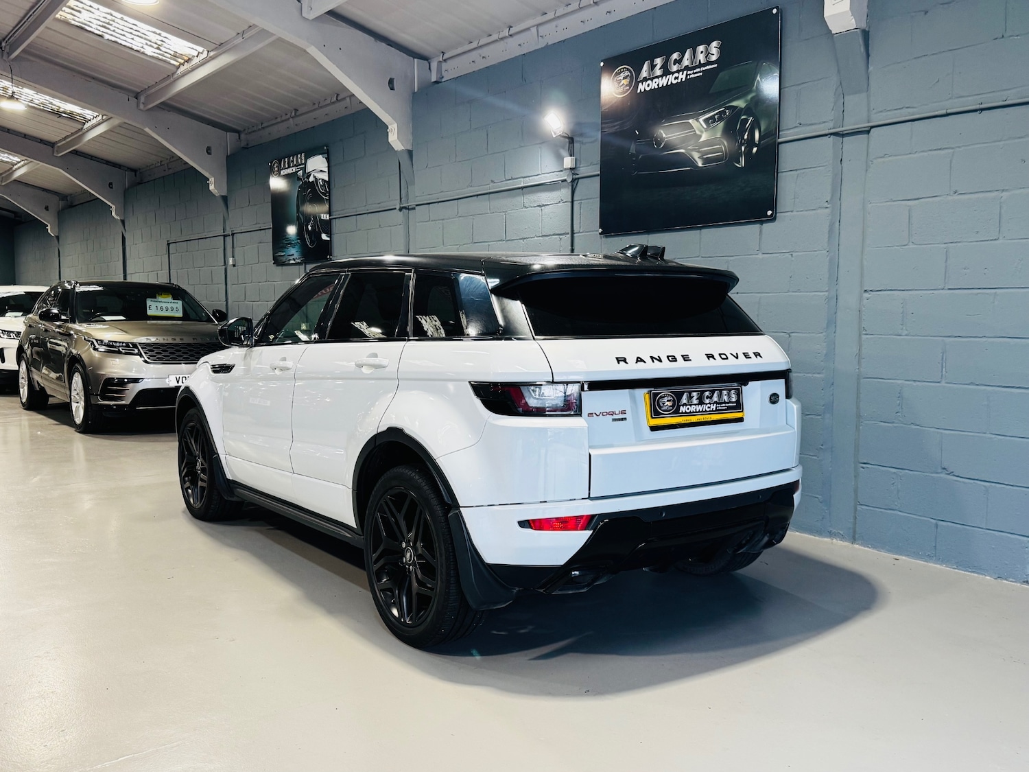 Used Land Rover Range Rover Evoque 2017 for sale - 78098971: Photo 12