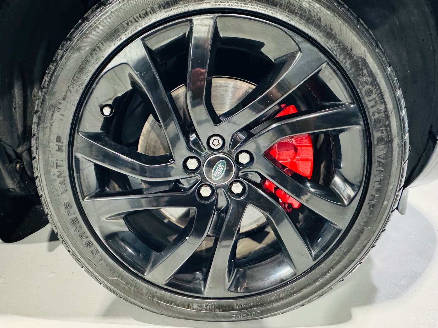 Used Land Rover Discovery Sport 2018 for sale - 76687463: Photo 19