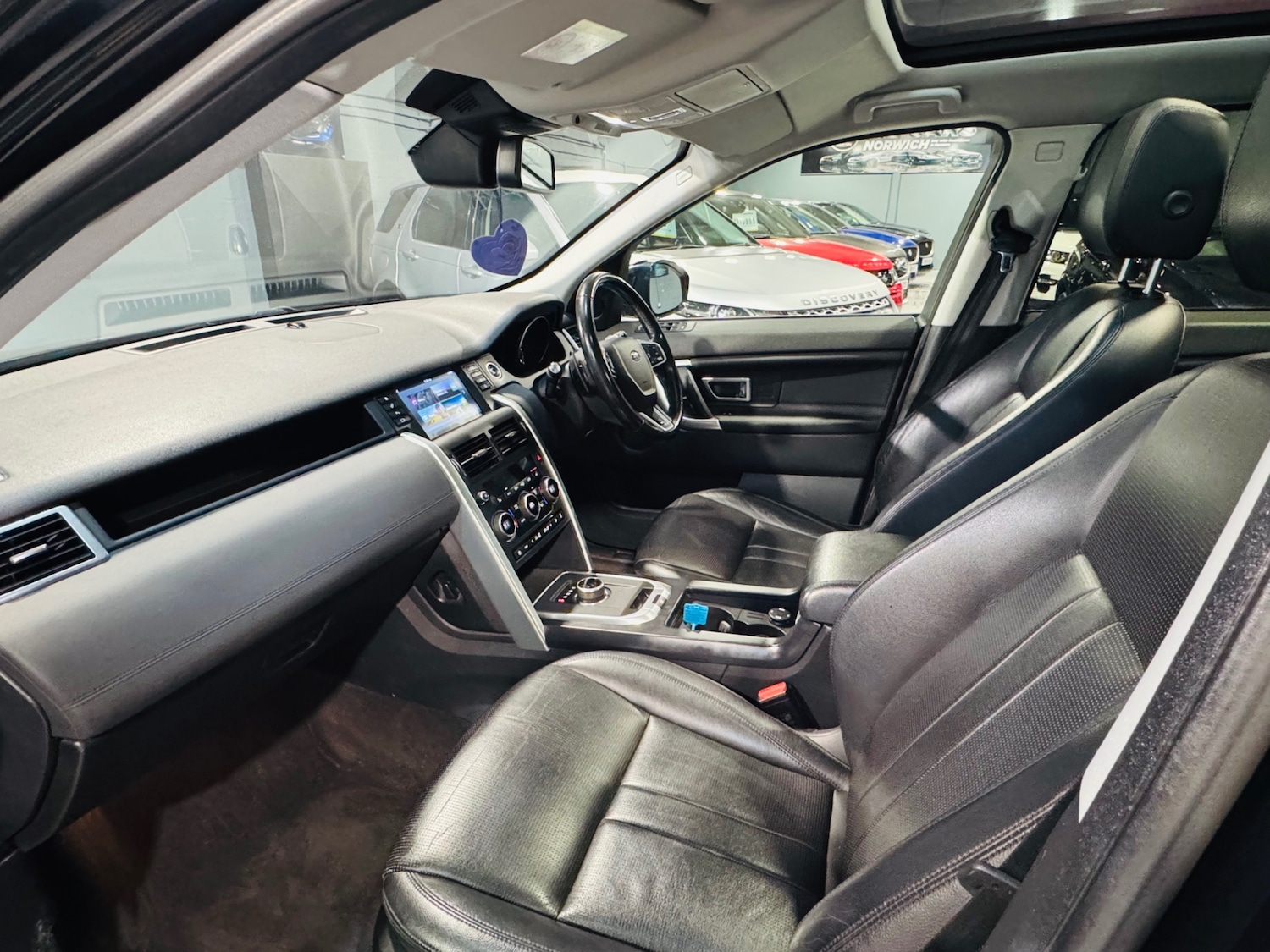 Used Land Rover Discovery Sport 2018 for sale - 76687463: Photo 22