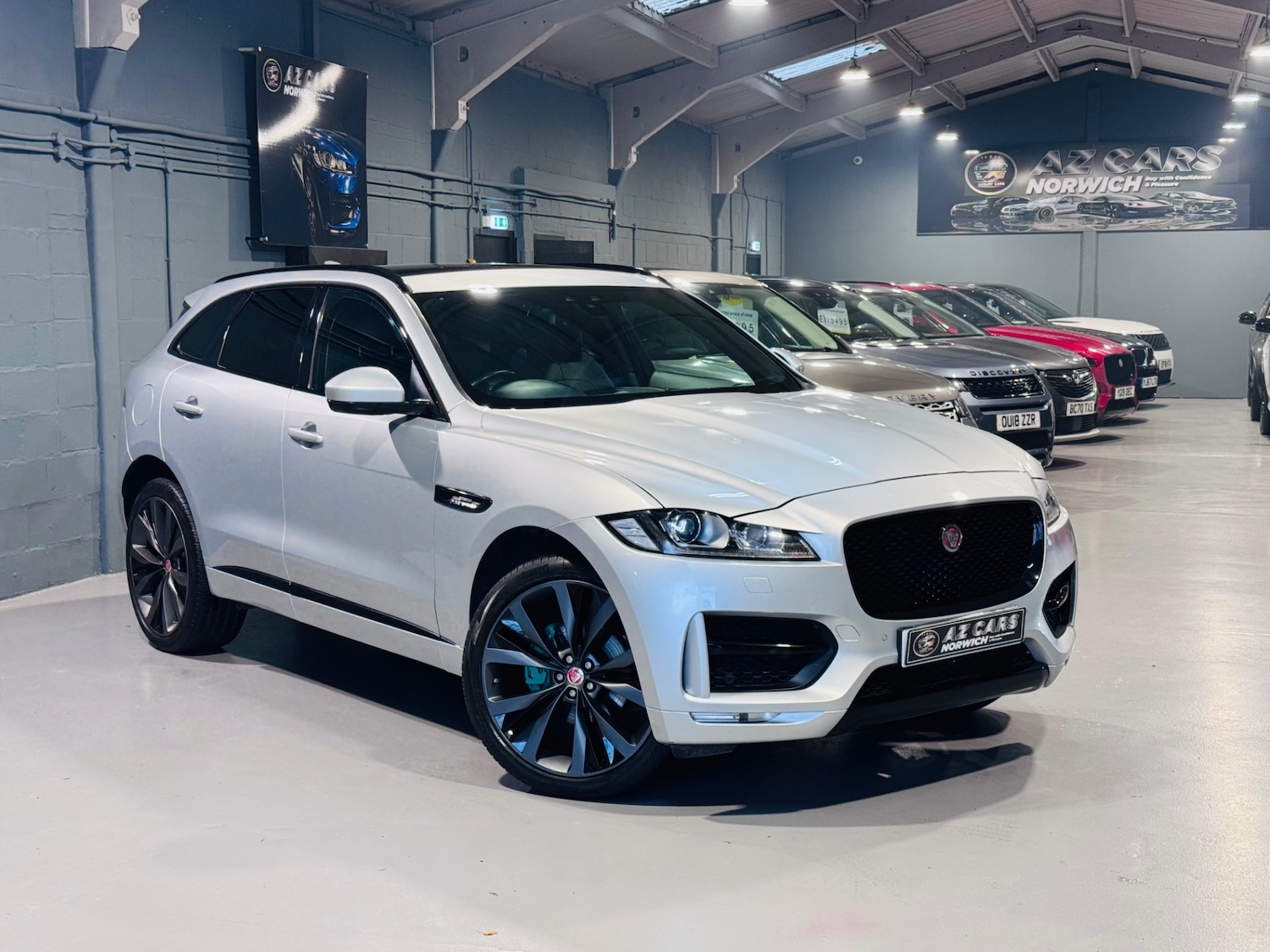 Used Jaguar F-Pace 2018 for sale - 77008450: Photo 3